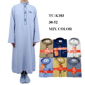 Factory Wholesale Islamic Boy Dress Qatar Thobe Clothing with Daffah Brand